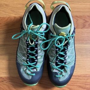 Salewa Women’s Approach Shoes | Waterproof Vibram | Hiking Scrambling | Size 7